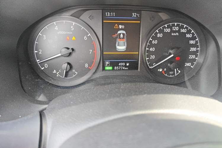 Used Nissan Teana 2021 2.0L XL Comfort Edition Odometer Close Up
