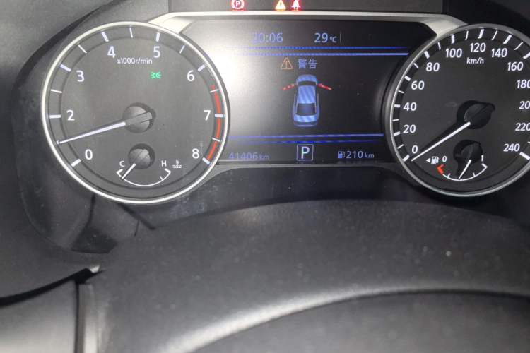 Used Nissan Teana 2021 2.0L XL Upper AD1 Smart Drive & Navigation Edition Odometer Close Up