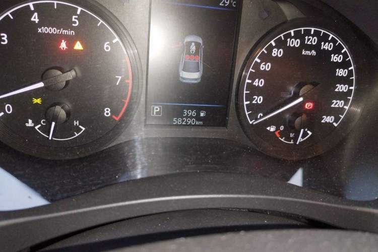 Used Nissan Teana 2021 2.0L XL Comfort Edition Odometer Close Up