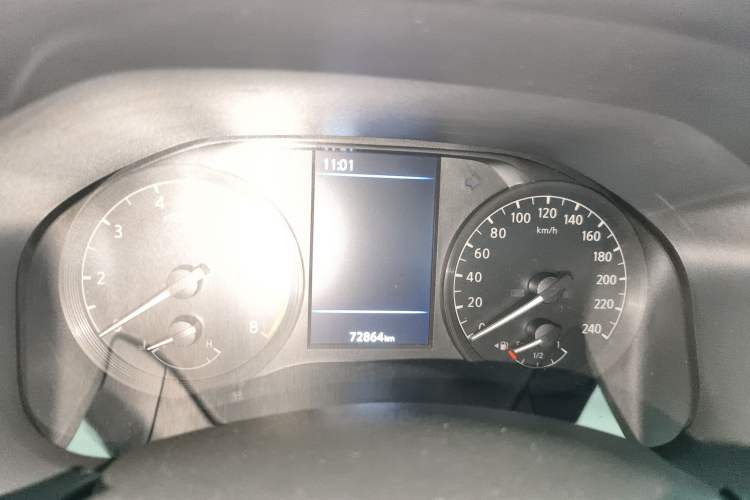 Used Nissan Teana 2021 2.0L XL Comfort Edition Odometer Close Up