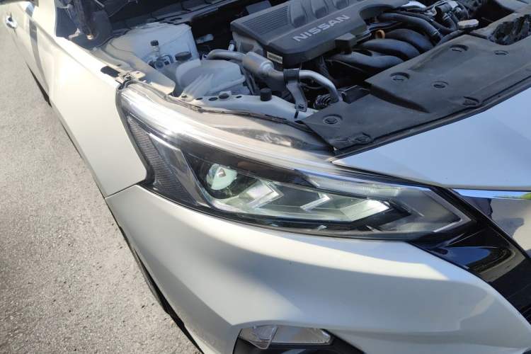 Used Nissan Teana 2021 2.0L XL Comfort Edition Right Front Headlight
