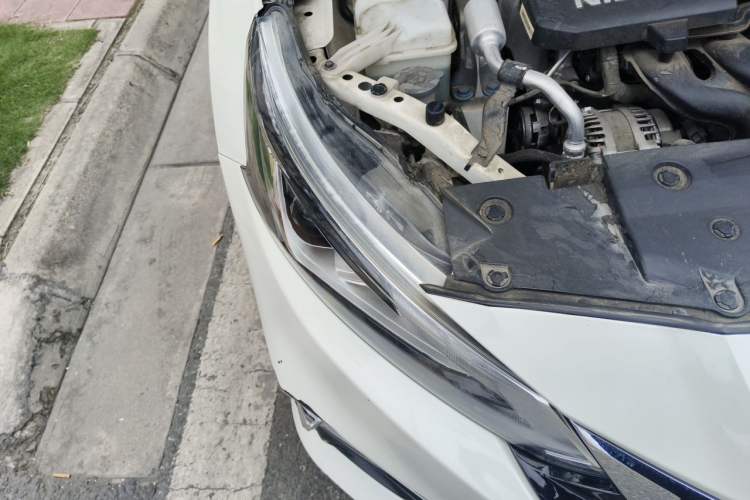 Used Nissan Teana 2021 2.0L XL Comfort Edition Right Front Headlight