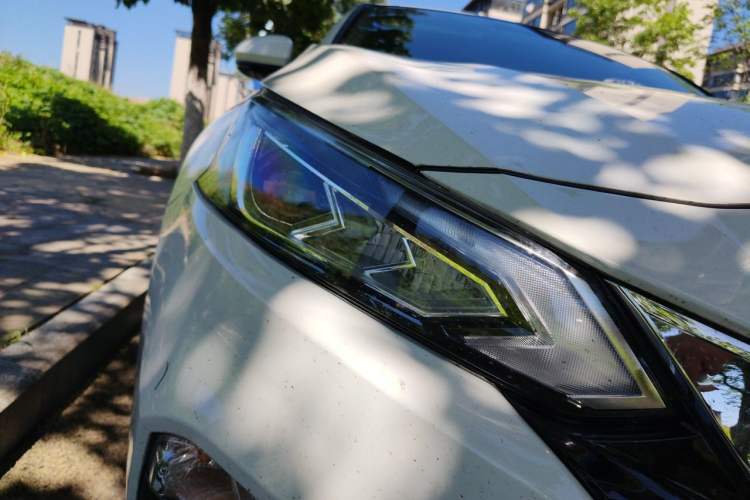 Used Nissan Teana 2021 2.0L XL Comfort Edition Right Front Headlight