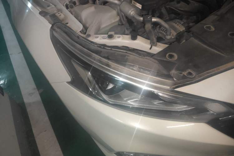 Used Nissan Teana 2021 2.0L XL Comfort Edition Right Front Headlight