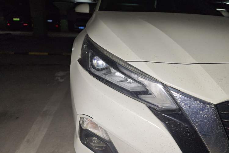 Used Nissan Teana 2021 2.0L XL Comfort Edition Right Front Headlight