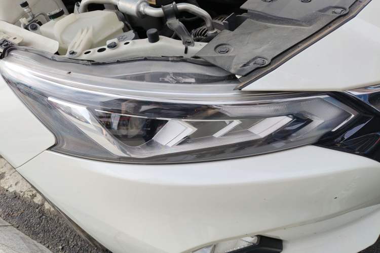 Used Nissan Teana 2021 2.0L XL Comfort Edition Right Front Headlight