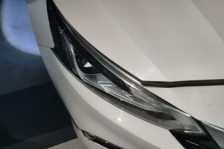 Used Nissan Teana 2021 2.0L XL Comfort Edition Right Front Headlight