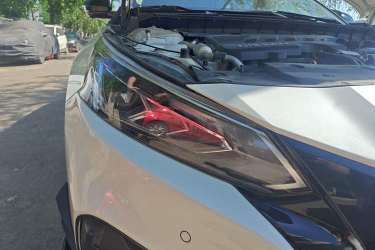 Used Nissan Teana 2021 2.0L XL Upper AD1 Smart Drive & Navigation Edition Right Front Headlight