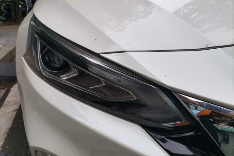 Used Nissan Teana 2021 2.0T XL Upper AD1 Smart Navigation Edition Right Front Headlight