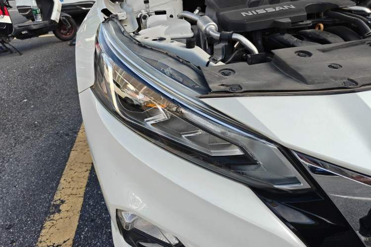 Used Nissan Teana 2021 2.0L XL Comfort Edition Right Front Headlight