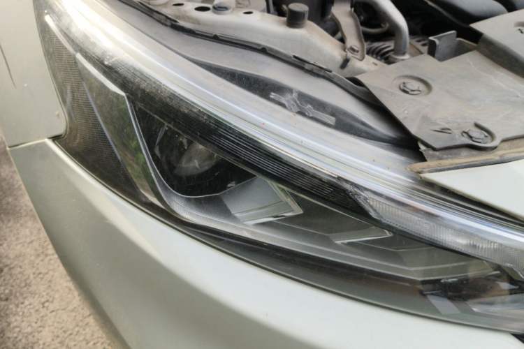 Used Nissan Teana 2021 2.0L XL Comfort Edition Right Front Headlight