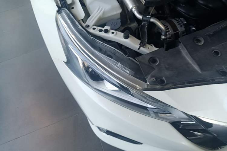 Used Nissan Teana 2021 2.0L XL Comfort Edition Right Front Headlight