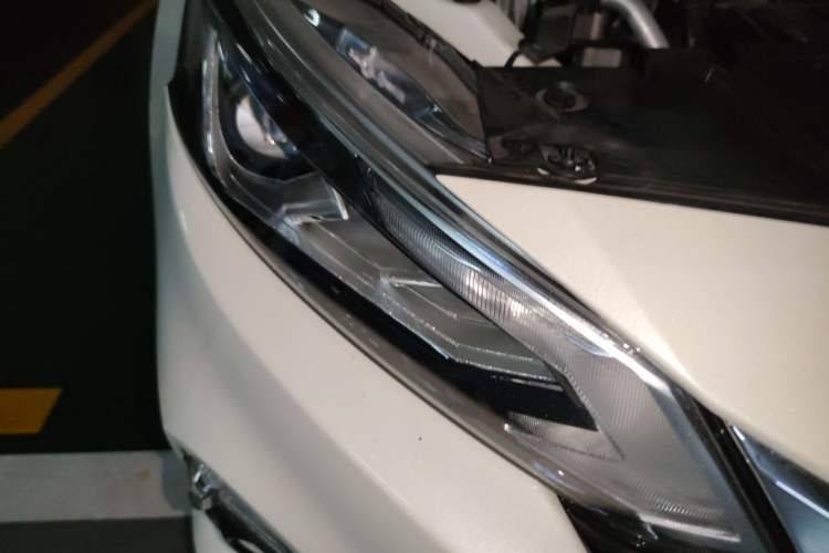 Used Nissan Teana 2021 2.0L XL Comfort Edition Right Front Headlight