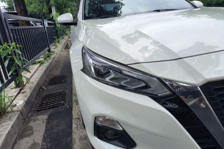 Used Nissan Teana 2021 2.0T XL Upper AD1 Smart Navigation Edition Right Front Headlight