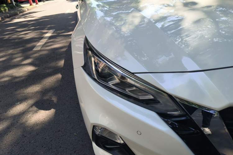 Used Nissan Teana 2021 2.0L XL Upper AD1 Smart Drive & Navigation Edition Right Front Headlight