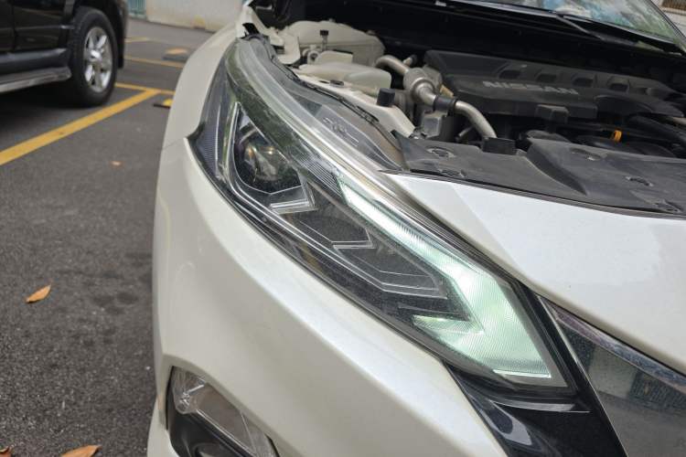 Used Nissan Teana 2021 2.0L XL Comfort Edition Right Front Headlight
