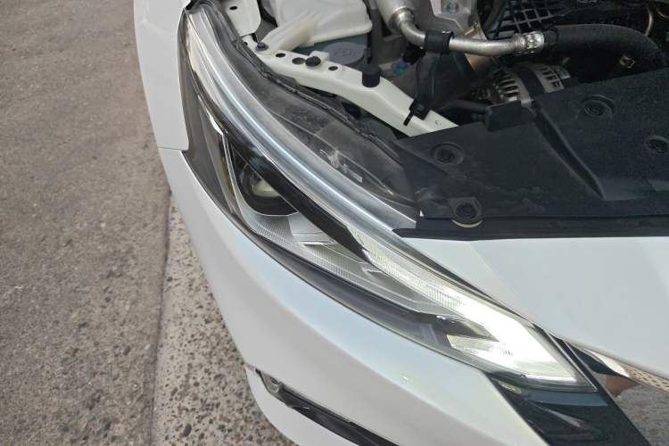 Used Nissan Teana 2021 2.0T XL Smart Upgrade Edition Right Front Headlight