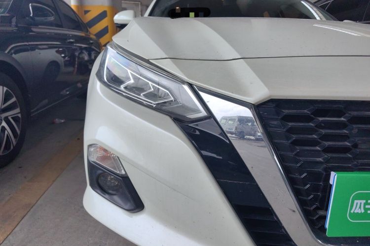 Used Nissan Teana 2021 2.0L XL Comfort Edition Right Front Headlight