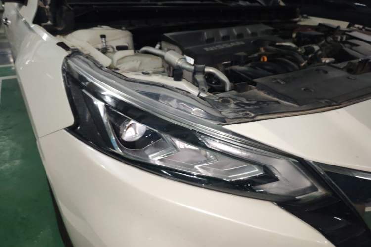 Used Nissan Teana 2021 2.0L XL Comfort Edition Right Front Headlight