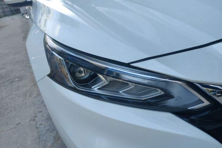 Used Nissan Teana 2021 2.0L XL Comfort Edition Right Front Headlight