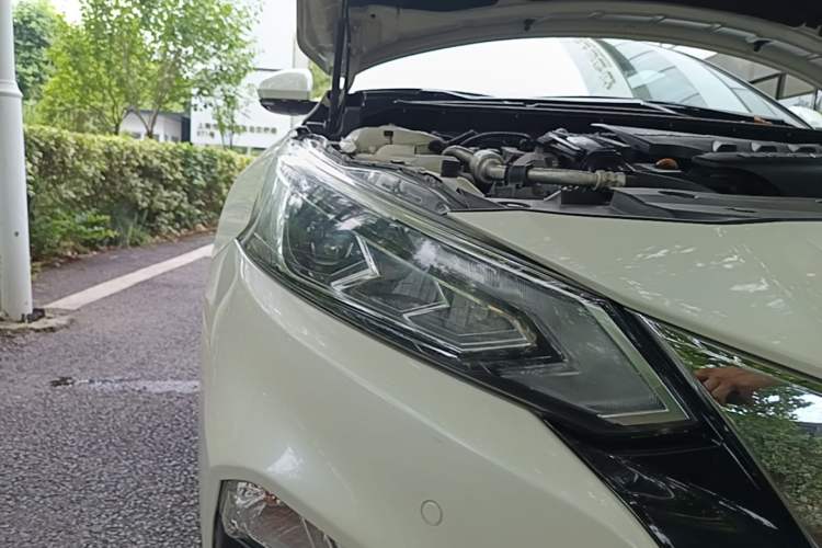 Used Nissan Teana 2021 2.0T XL Upper AD1 Smart Navigation Edition Right Front Headlight