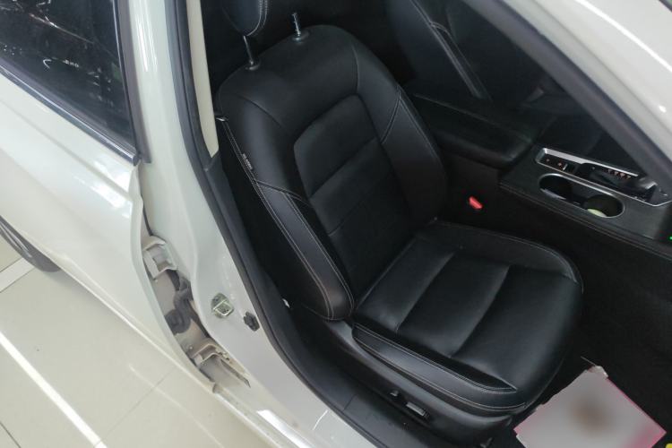 Used Nissan Teana 2021 2.0T XL Smart Upgrade Edition Right Front Seat