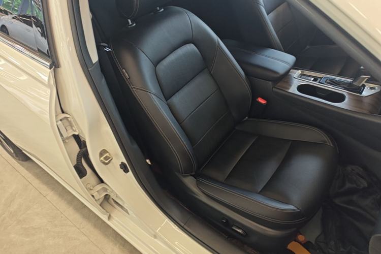 Used Nissan Teana 2021 2.0L XL Comfort Edition Right Front Seat