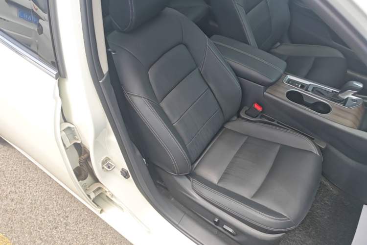 Used Nissan Teana 2021 2.0L XL Comfort Edition Right Front Seat