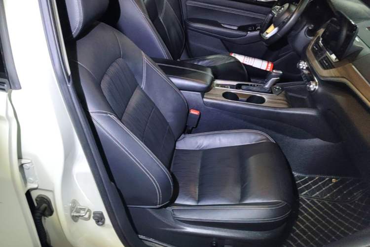 Used Nissan Teana 2021 2.0L XL Comfort Edition Right Front Seat