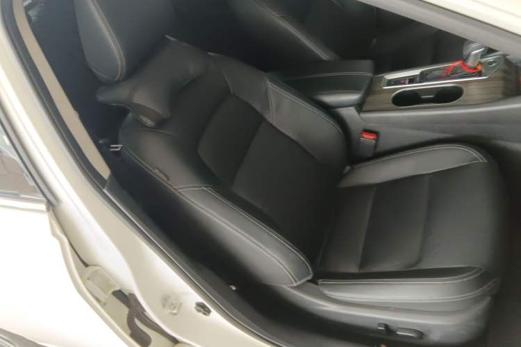 Used Nissan Teana 2021 2.0L XL Comfort Edition Right Front Seat