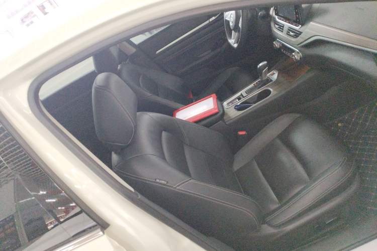 Used Nissan Teana 2021 2.0L XL Comfort Edition Right Front Seat