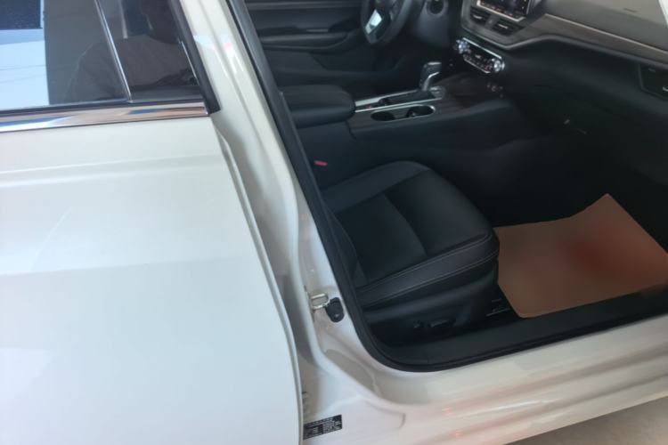 Used Nissan Teana 2021 2.0L XL Comfort Edition Right Front Seat