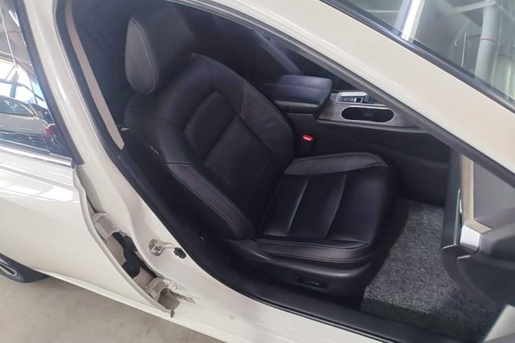 Used Nissan Teana 2021 2.0L XL Comfort Edition Right Front Seat