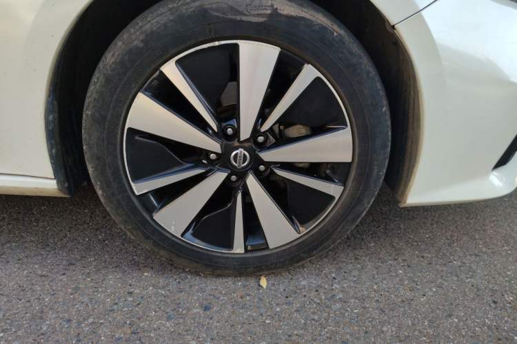 Used Nissan Teana 2021 2.0L XL Comfort Edition Right Front Wheel Hub