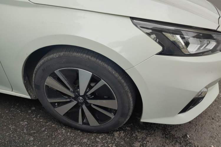 Used Nissan Teana 2021 2.0L XL Comfort Edition Right Front Wheel Hub