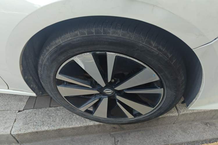 Used Nissan Teana 2021 2.0L XL Comfort Edition Right Front Wheel Hub