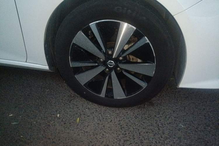 Used Nissan Teana 2021 2.0T XL Smart Upgrade Edition Right Front Wheel Hub