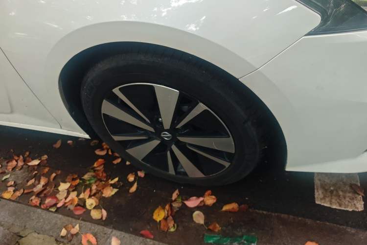 Used Nissan Teana 2021 2.0L XL Comfort Edition Right Front Wheel Hub