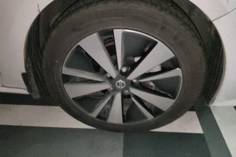 Used Nissan Teana 2021 2.0L XL Comfort Edition Right Front Wheel Hub