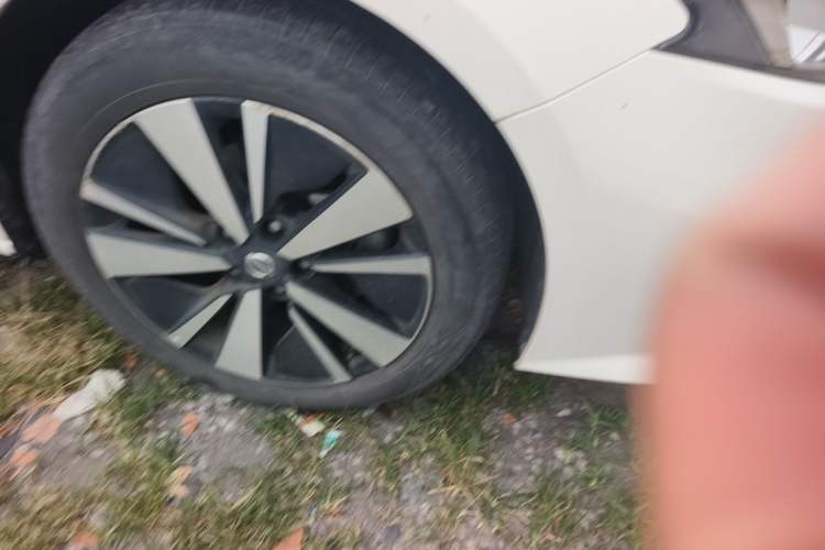 Used Nissan Teana 2021 2.0T XL Upper AD1 Smart Navigation Edition Right Front Wheel Hub