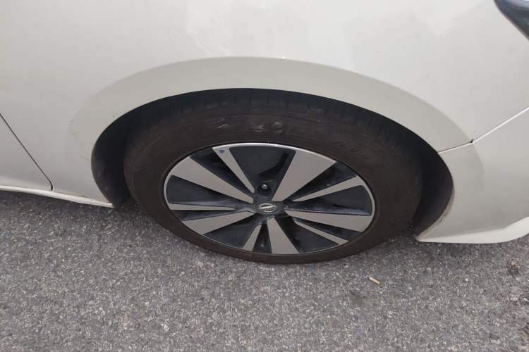 Used Nissan Teana 2021 2.0L XL Comfort Edition Right Front Wheel Hub