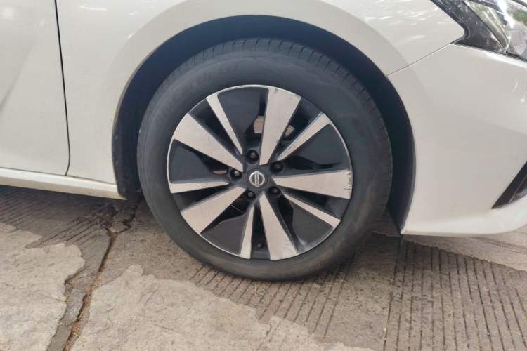 Used Nissan Teana 2021 2.0L XL Comfort Edition Right Front Wheel Hub