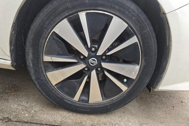 Used Nissan Teana 2021 2.0L XL Comfort Edition Right Front Wheel Hub