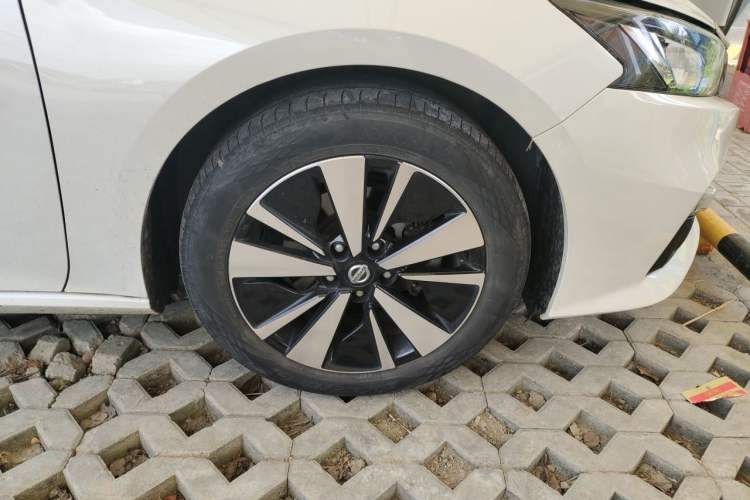 Used Nissan Teana 2021 2.0L XL Comfort Edition Right Front Wheel Hub