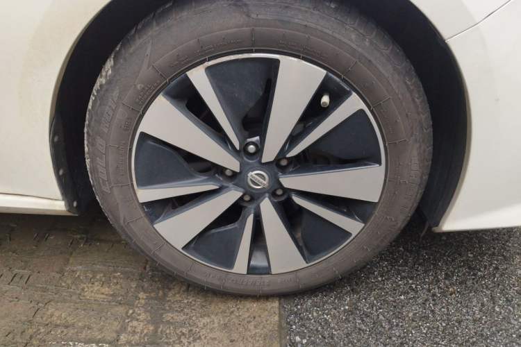 Used Nissan Teana 2021 2.0L XL Comfort Edition Right Front Wheel Hub