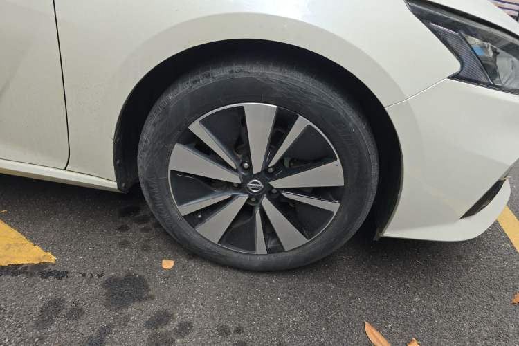Used Nissan Teana 2021 2.0L XL Comfort Edition Right Front Wheel Hub