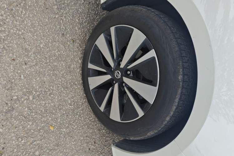 Used Nissan Teana 2021 2.0L XL Upper AD1 Smart Drive & Navigation Edition Right Front Wheel Hub