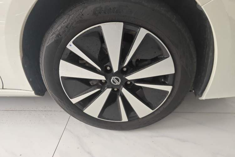 Used Nissan Teana 2021 2.0L XL Upper AD1 Smart Drive & Navigation Edition Right Front Wheel Hub