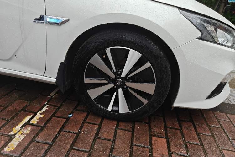 Used Nissan Teana 2021 2.0L XL Comfort Edition Right Front Wheel Hub