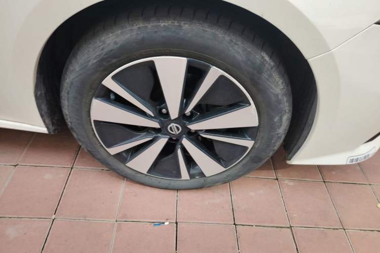 Used Nissan Teana 2021 2.0L XL Upper AD1 Smart Drive & Navigation Edition Right Front Wheel Hub